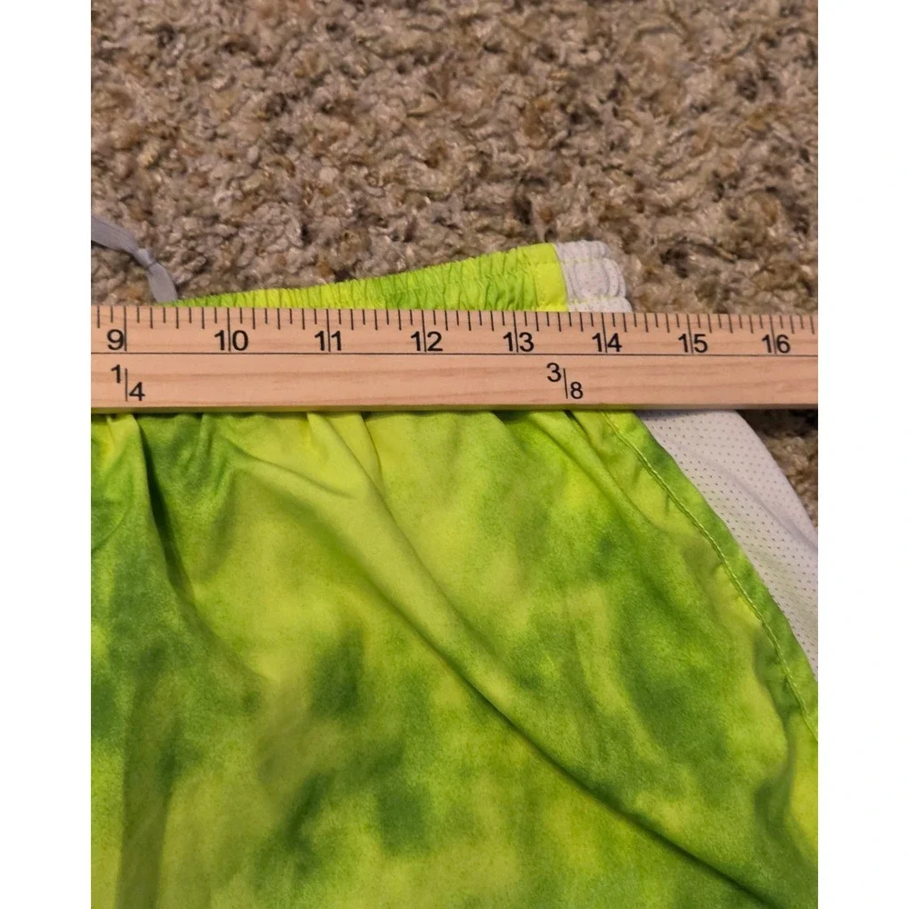 Nike Dri-Fit Tempo Running Shorts Women's Size Large Green Yellow Tie Dye‎